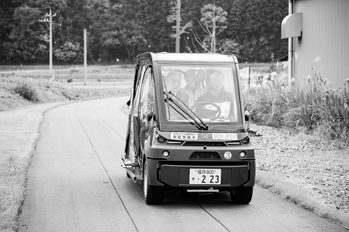 永平寺町で2019年におこなわれた自動走行の実証実験（写真＝永平寺町提供）。
